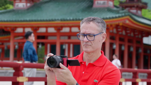 Steve Dent'in Panasonic S9 tutarken çekilmiş fotoğrafı