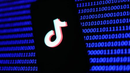 TikTok, yapay zeka tarafından oluşturulan içerikler için yeni filigranlama planlarını duyurdu